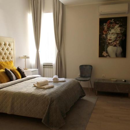 Bed & Breakfast Garden40 Белград Екстериор снимка