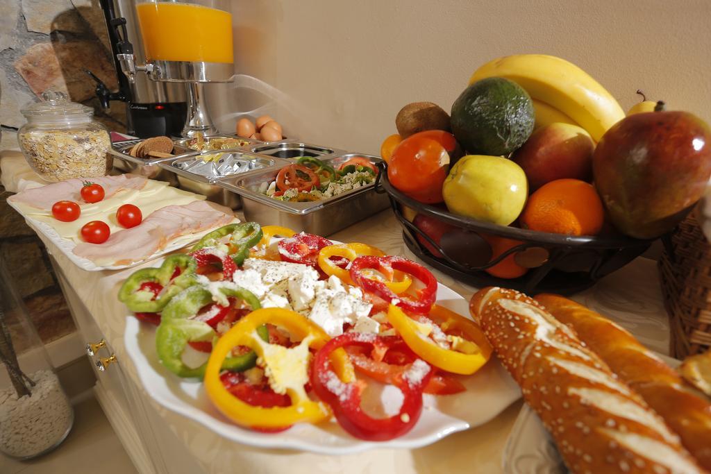Bed & Breakfast Garden40 Белград Екстериор снимка
