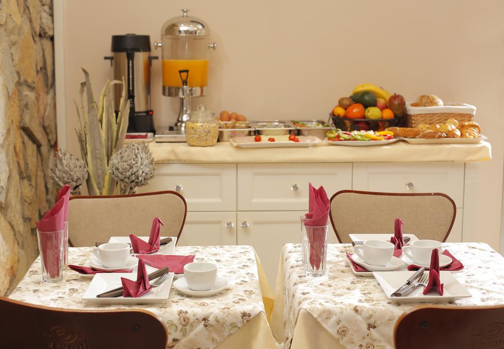 Bed & Breakfast Garden40 Белград Екстериор снимка