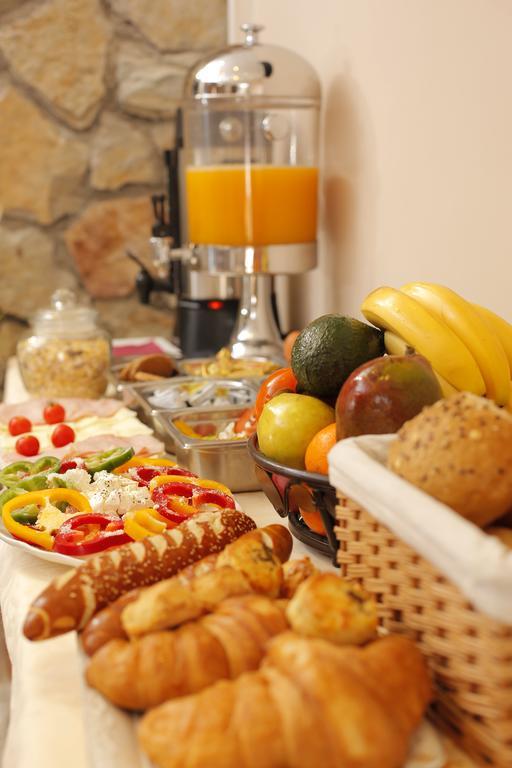 Bed & Breakfast Garden40 Белград Екстериор снимка