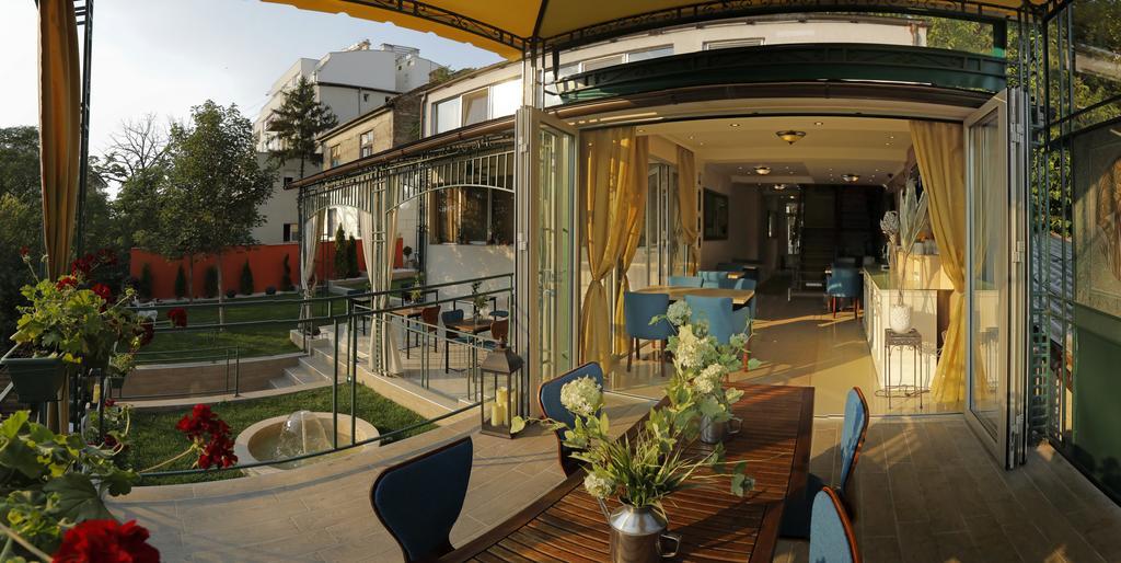 Bed & Breakfast Garden40 Белград Екстериор снимка