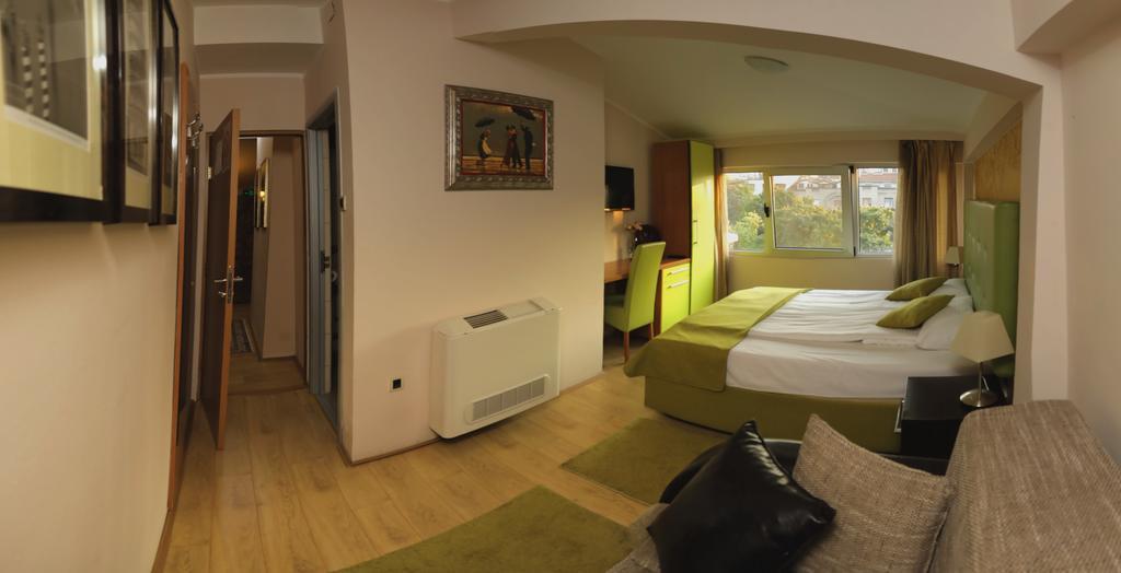 Bed & Breakfast Garden40 Белград Екстериор снимка