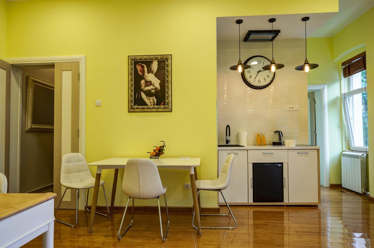 Bed & Breakfast Garden40 Белград Екстериор снимка