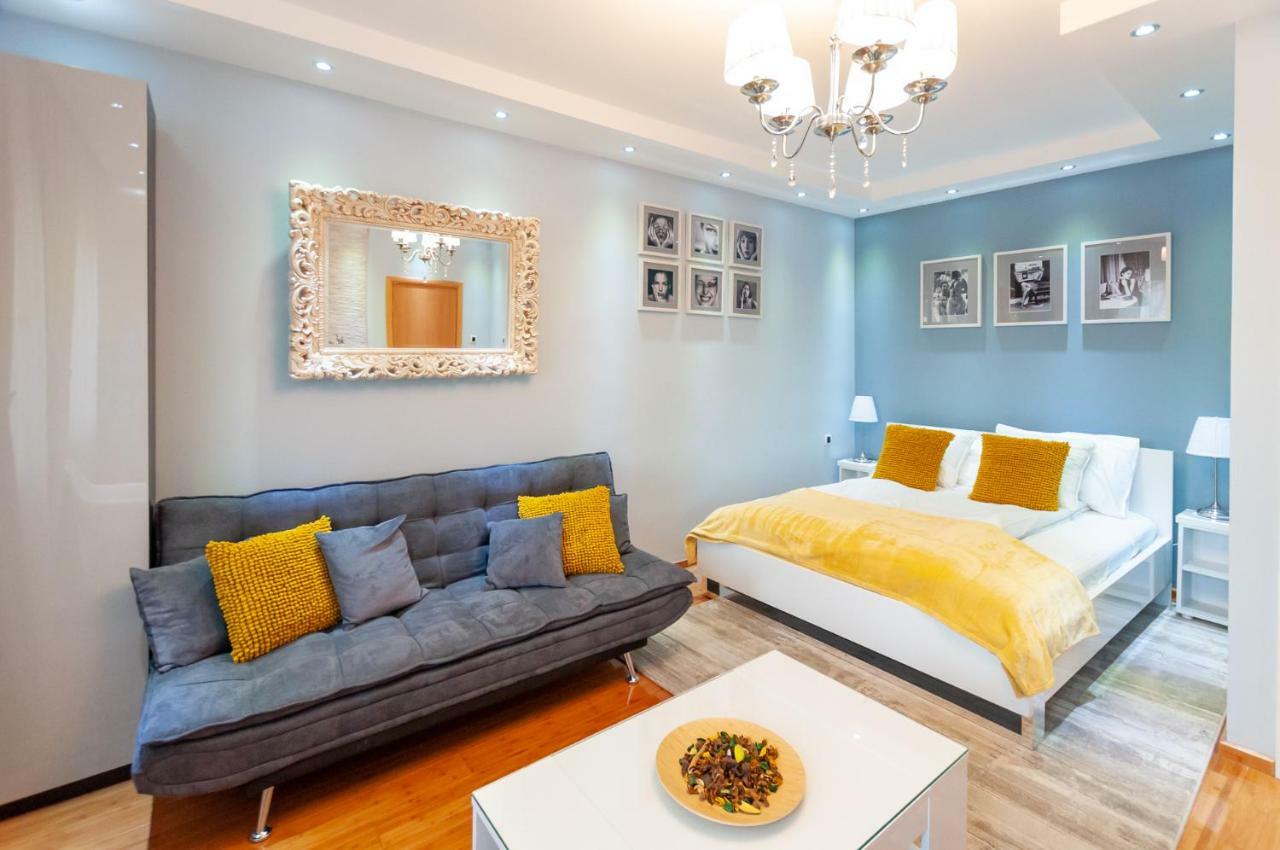 Bed & Breakfast Garden40 Белград Екстериор снимка